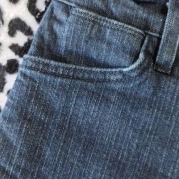 NYDJ Cotton Cropped Button Hem Denim Jeans - Picture 8 of 14